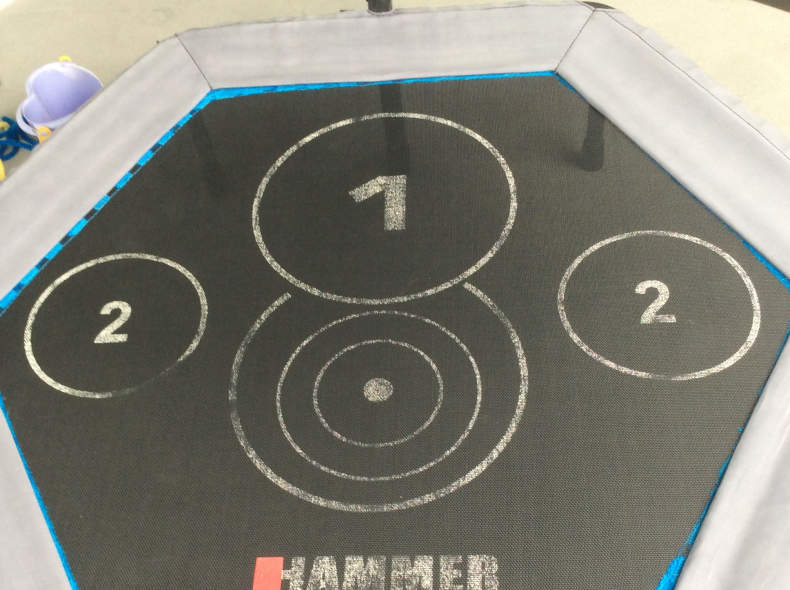 33854 Trampolin