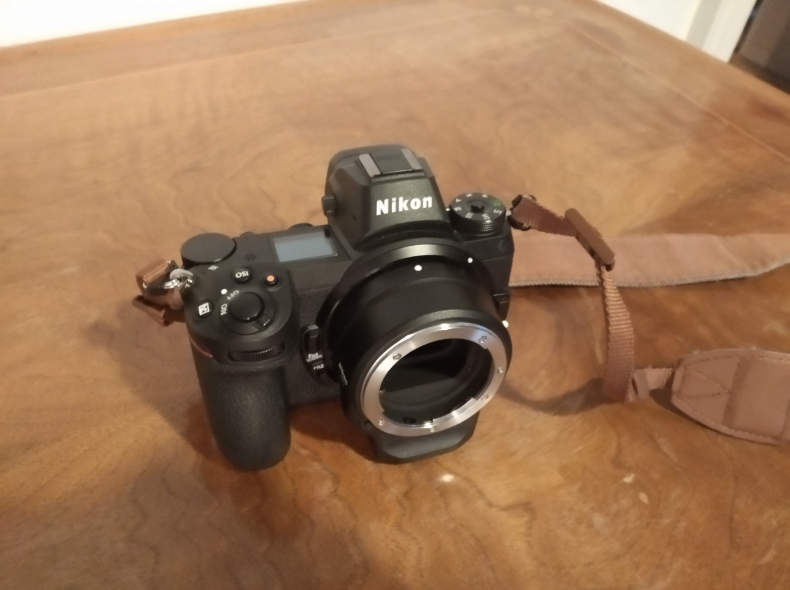 34558 Nikon Z6 mit FTZ Adapter