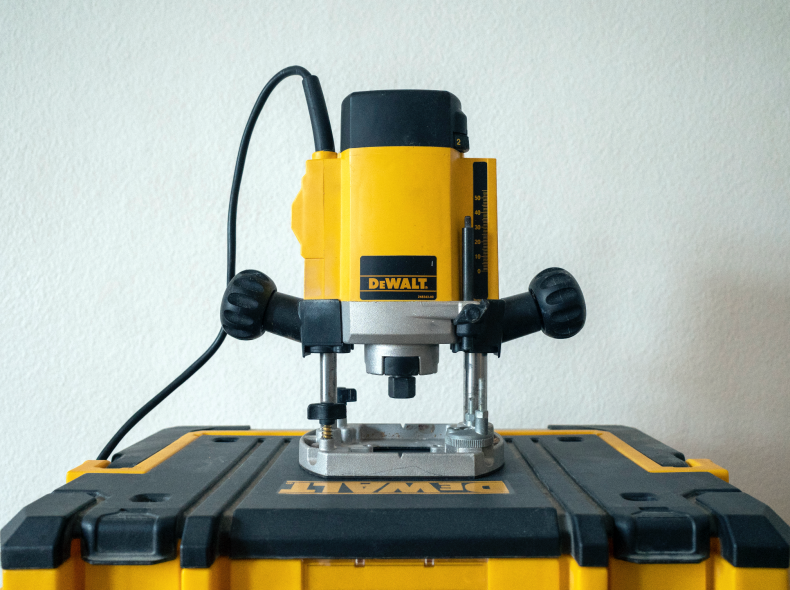 34724 Oberfräse / Dewalt