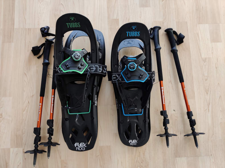 34864 2 Paar Schneeschuhe inkl. Stöcke