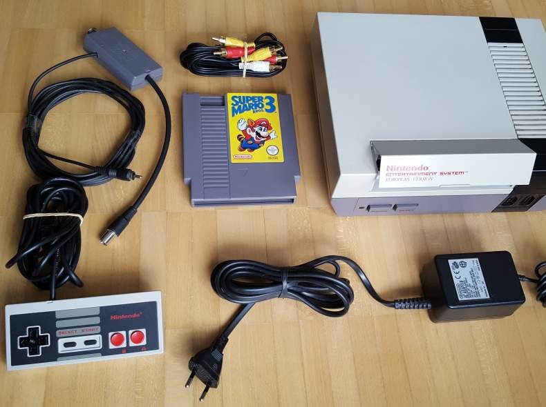 4474 Nintendo NES inkl. Super Mario Bros