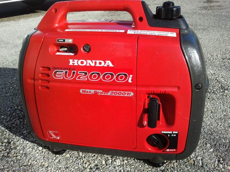 4921 Generator 230V / 2000W