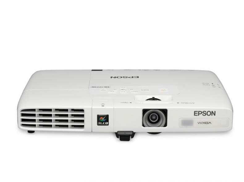 5210 Epson Beamer: leicht, hell, günstig