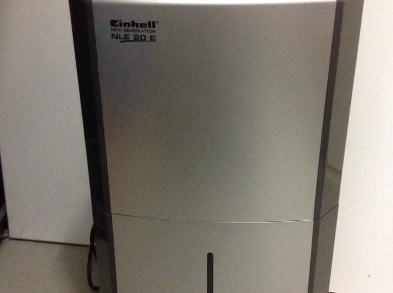 1300 Luftentfeuchter