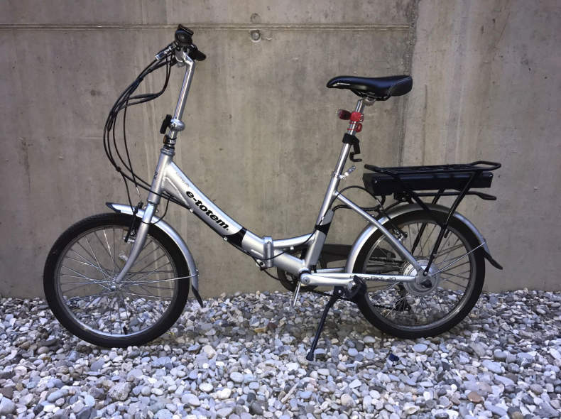 5727 Klappbares E-Bike