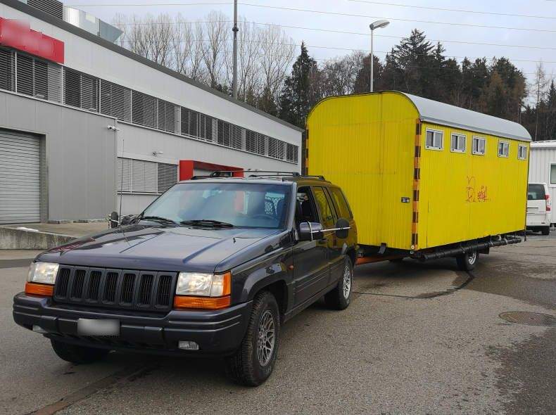 24303 WC-Wagen