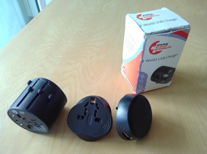 6155 Strom Adapter - World USB Charger