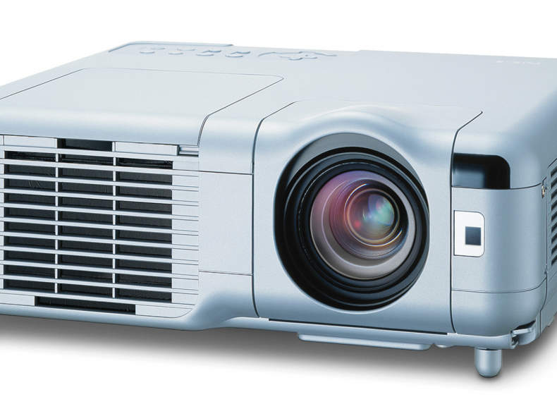 7091 Beamer NEC MT-1075 - 4'000 Ansi Lum