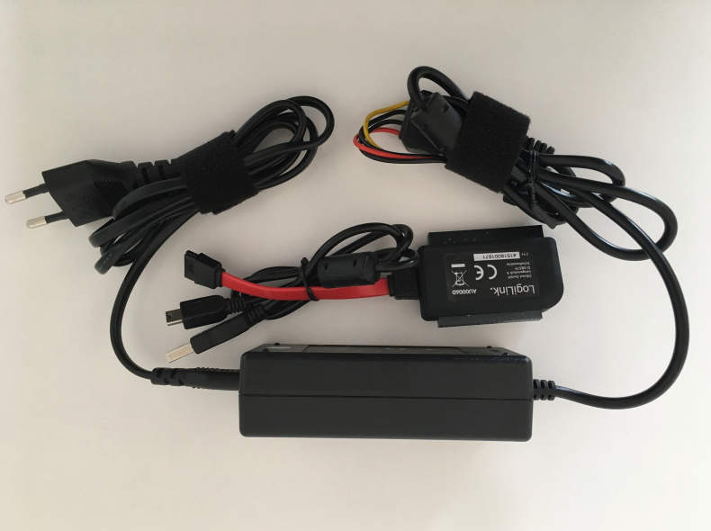 7406 SATA / IDE - USB Adapter