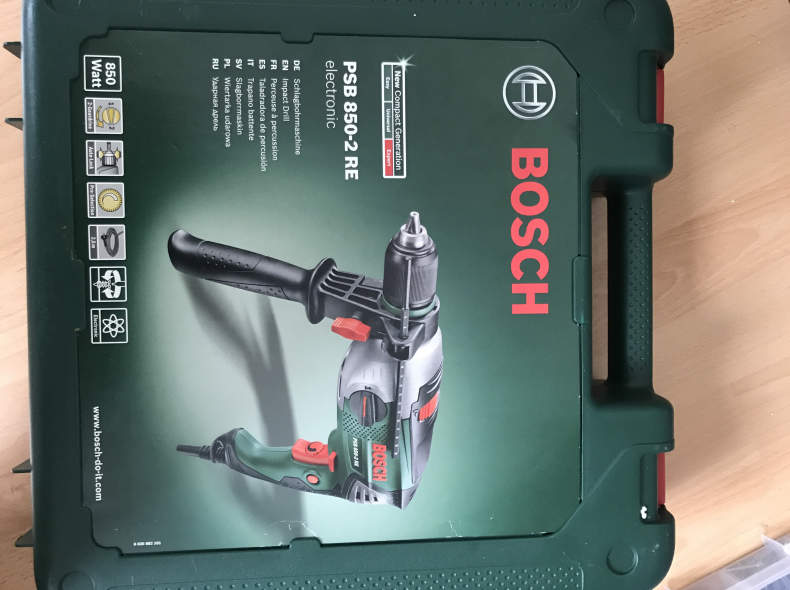 9327 Schlagbohrmaschine