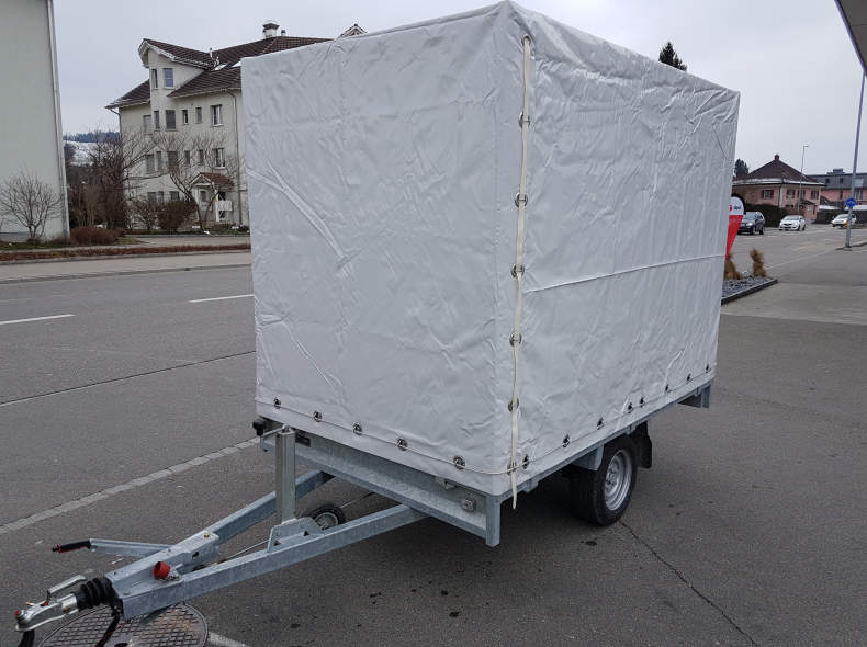 9471 Anhänger mit Verdeck
