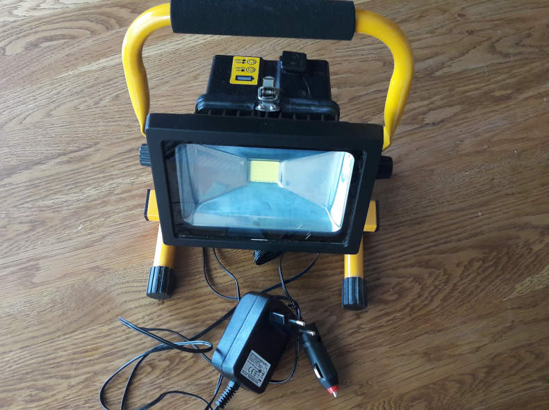 11131 Akkuscheinwerfer 30W LED