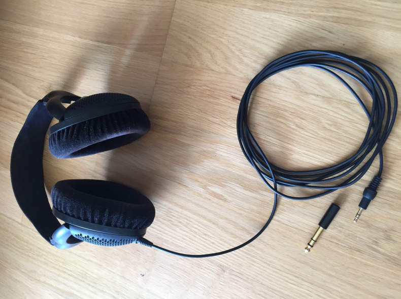 Kopfhörer Sennheiser HD 590 mieten Sharely