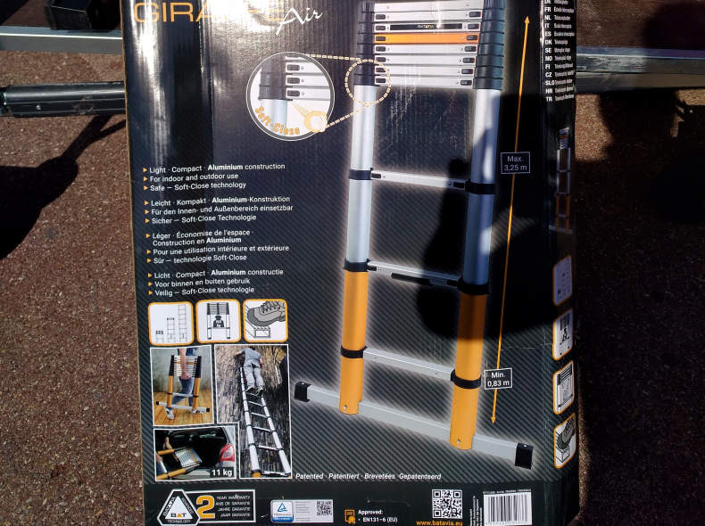 12531 Ausfahrbare Hightechleiter