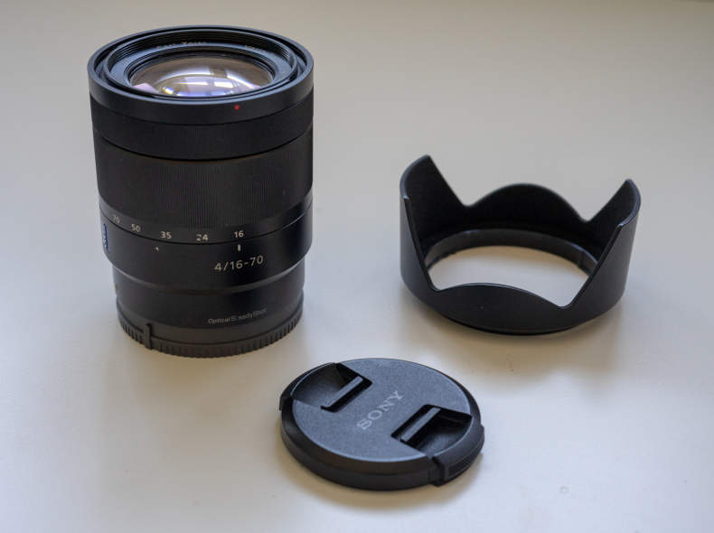 14854 Sony Zeiss Zoomobjektiv 16-70mm, F4