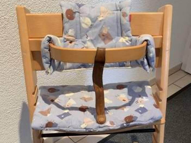 15492 Stokke Tripp Trapp Bügel und Kissen