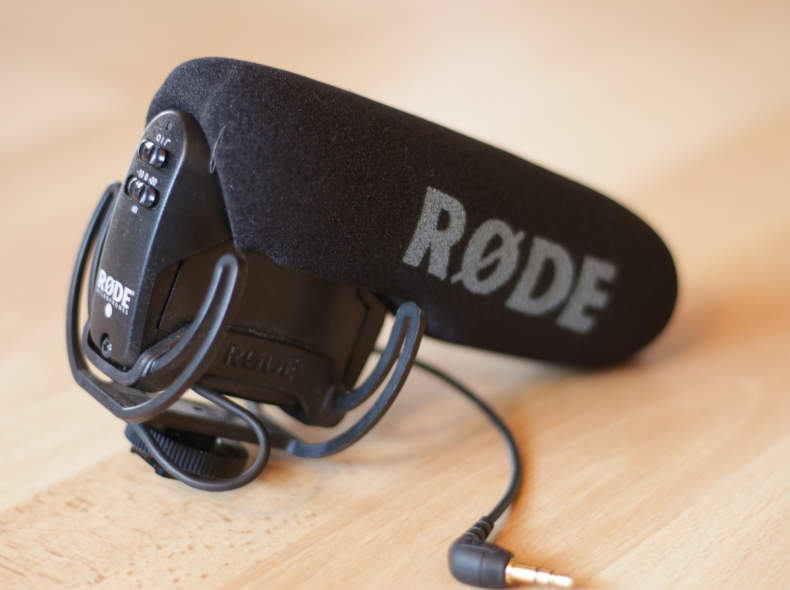 RØDE VideoMic Pro R + DeadCat mieten Sharely