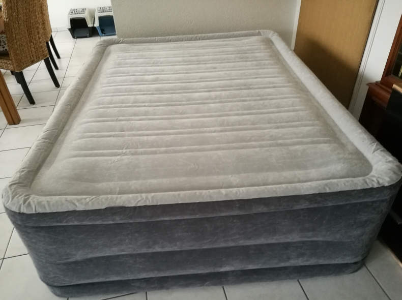 16059 Luftbett Intex 152 x 203 cm
