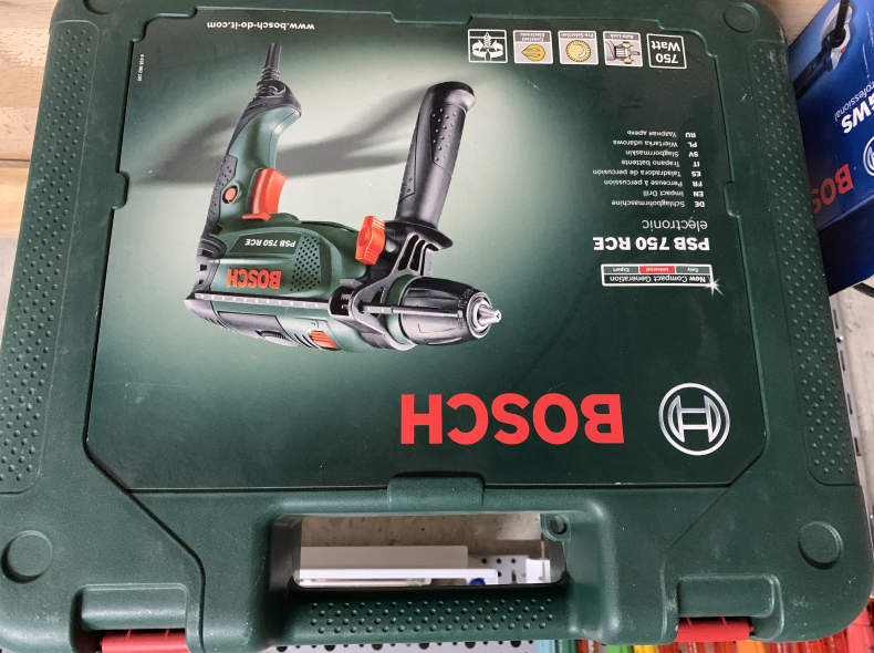 16164 Schlagbohrmaschine PSB 750 RCE