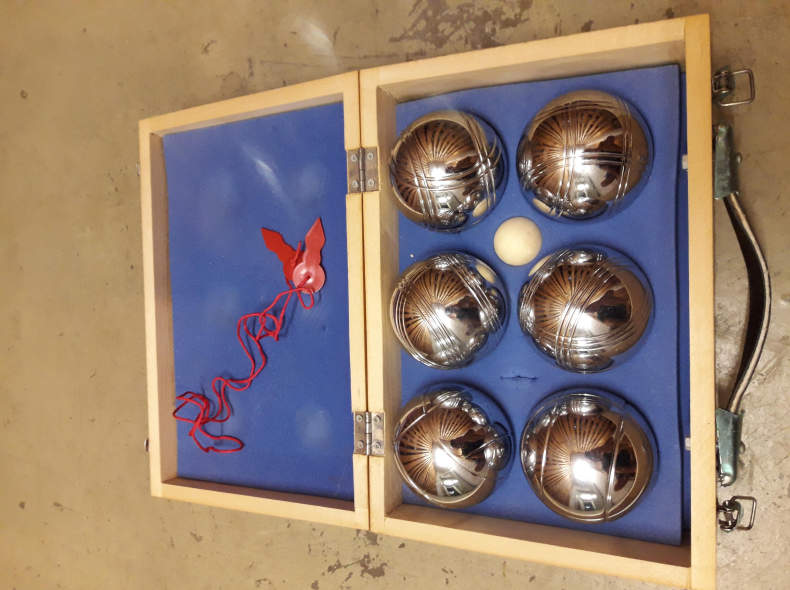 19046 Boule / Pétanque / Boccia