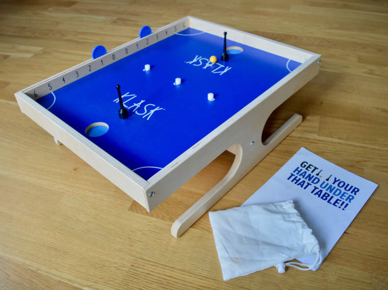 20346 Klask: The Magnetic Game of Skill