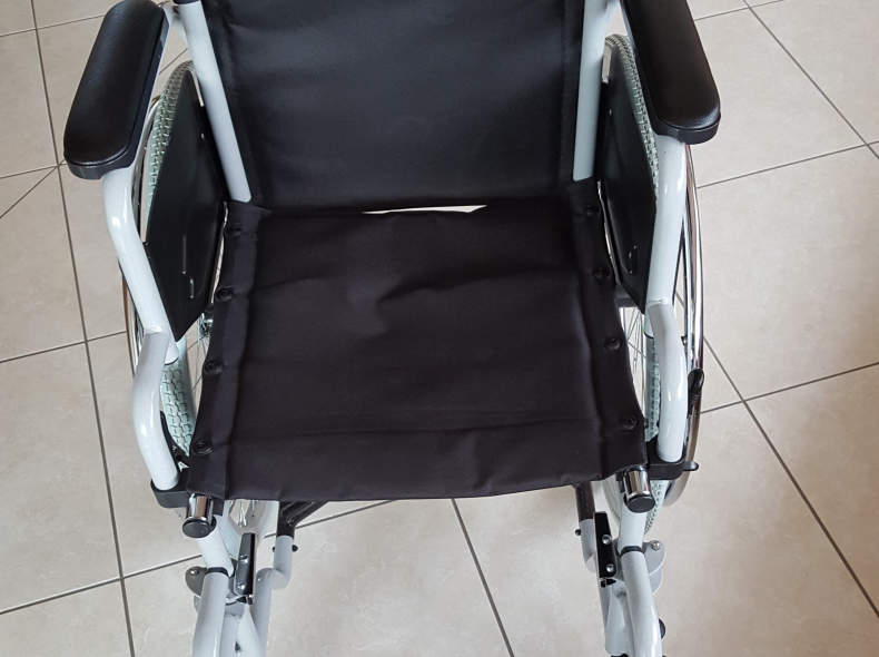 20966 Rollstuhl