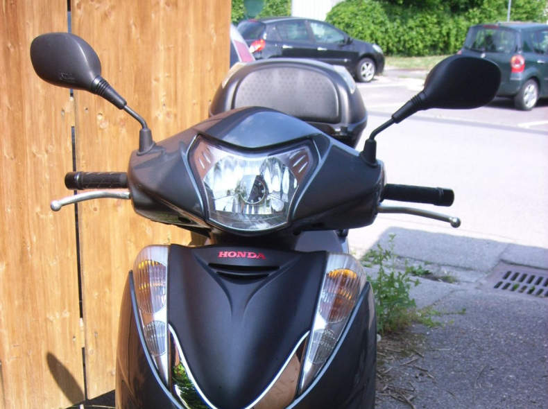 20979 Honda SH125 Roller