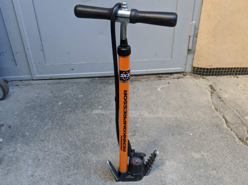 21013 Velopumpe SKS Rennkompressor