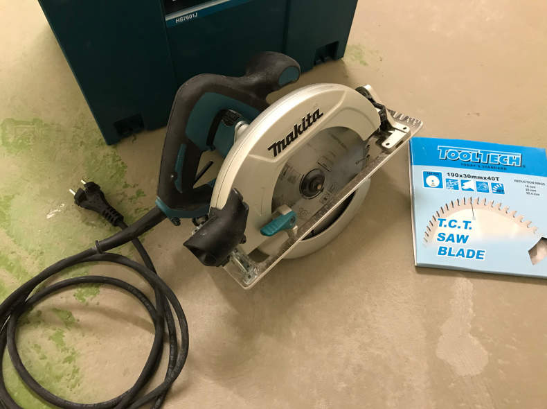 21155 Makita Handkreissäge HS7601