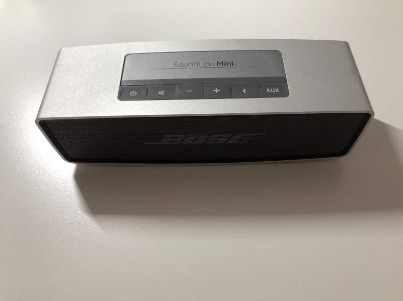 21302 Bose Soundlink Mini Bluetooth Box
