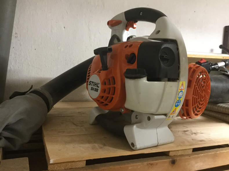 21385 Stihl Saug und Blasgerät SH86