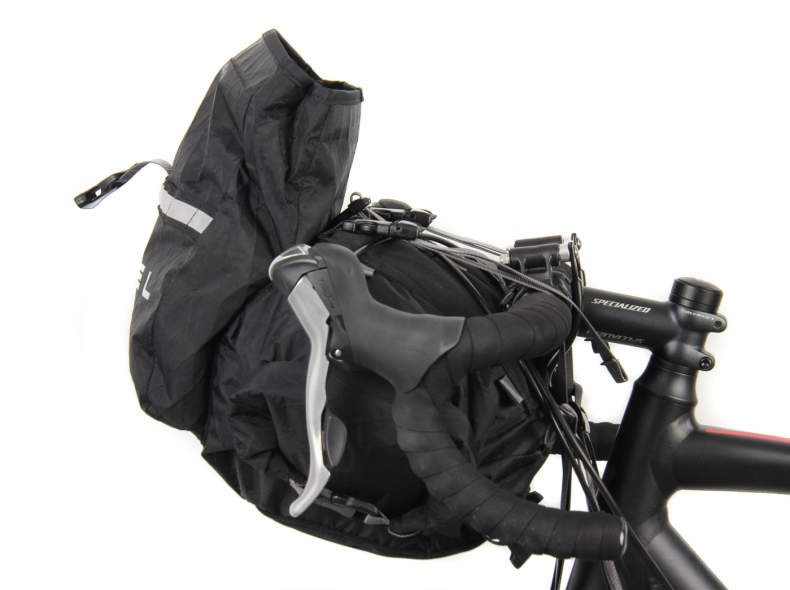 21478 Rollpacker15L Bikepacking (GC Pool)