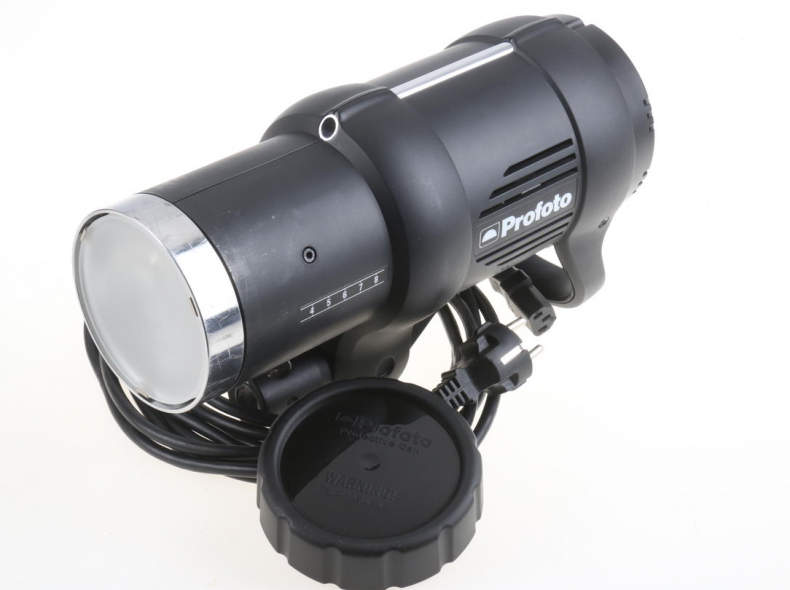 21958 Profoto D1 500+ Stativ+ schirm S
