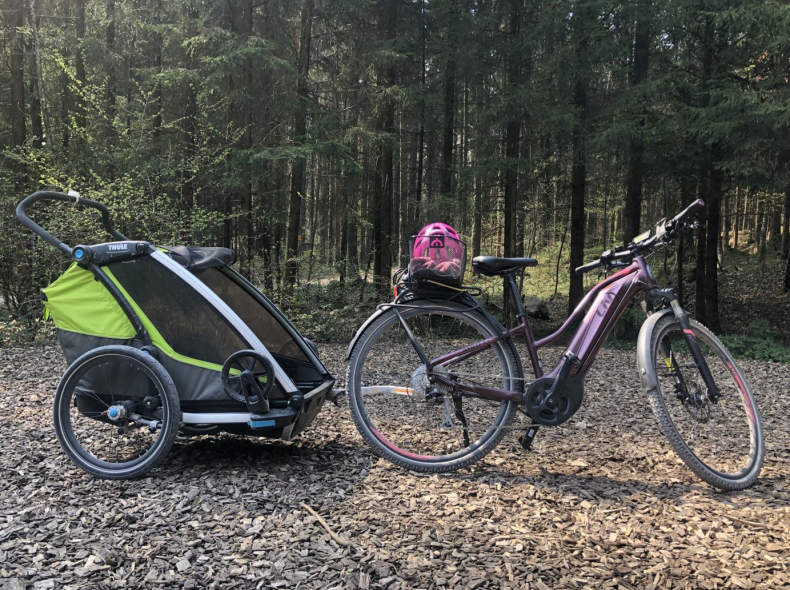 20619 LIV by Giant E-Bike + Thule Trailer