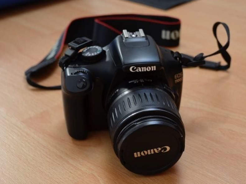 22491 Canon EOS 1100D