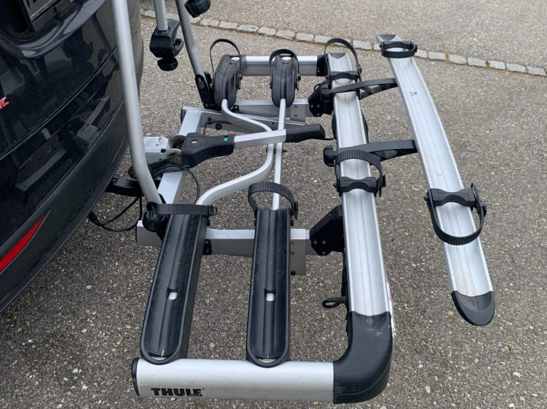 22676 Thule Fahrradträger für 4 Bikes
