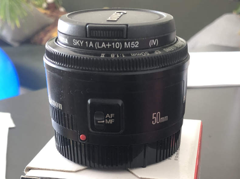 22703 Canon 50mm f/1.8