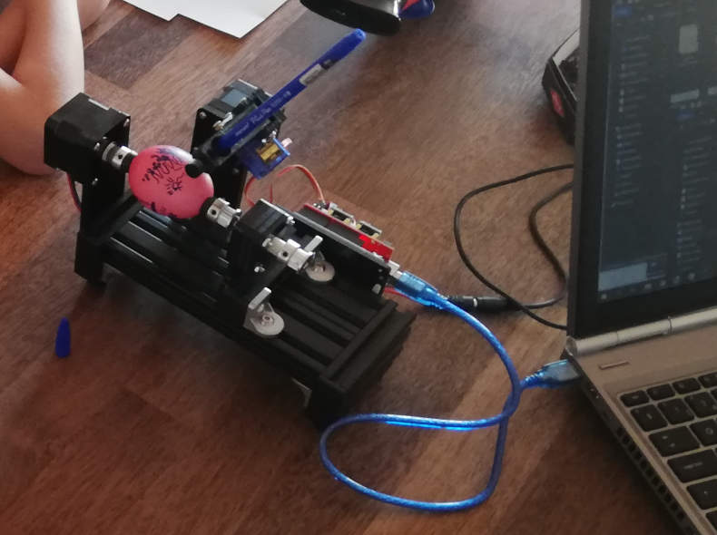 22706 Roboter zum Bemalen von Eiern