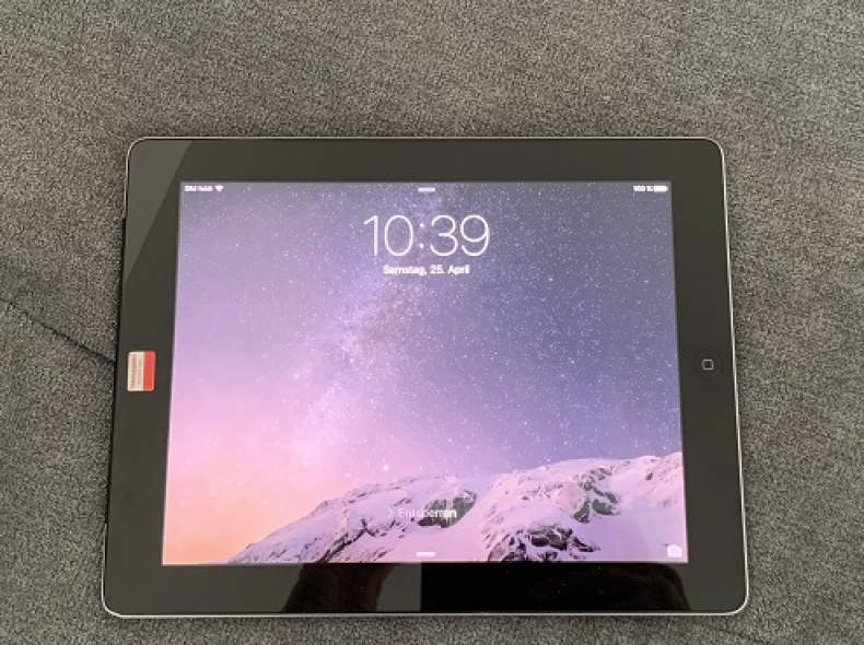 22722 iPad 2 Wi-Fi+ Cellular 32GB