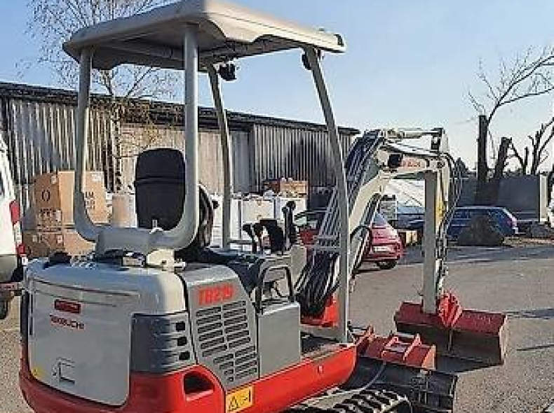 22992 Bagger 2.2t mit Powertilt
