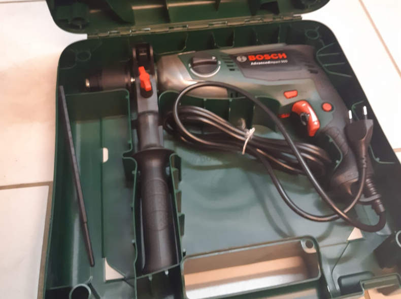 23035 Bosch Schlagbohrmaschine 900 Watt