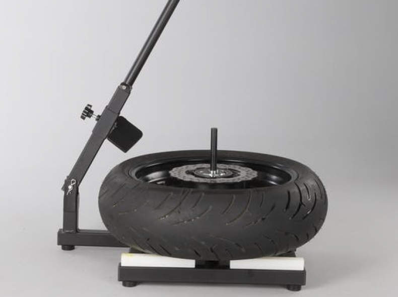 23066 Reifenmaschine Motorrad 17" - 21"