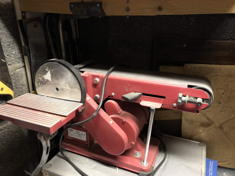 23123 Schleifmaschine