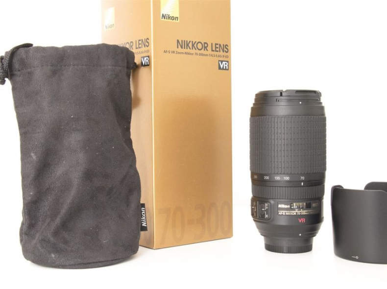 23223 Nikon Tele-Zoom AF-S VR 70-300mm