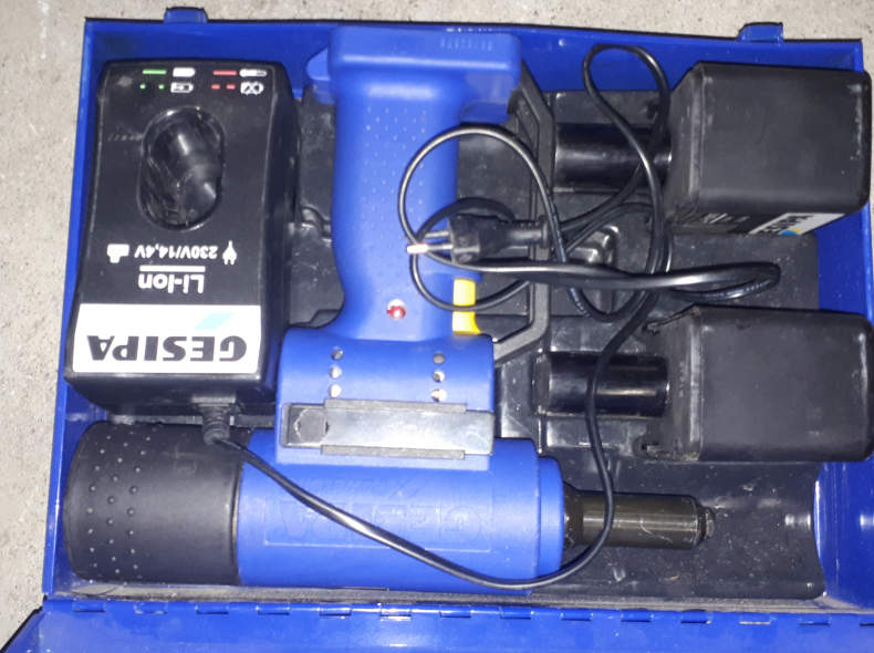 23387 Akku Nietmaschine
