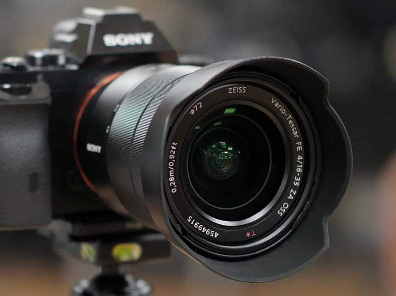23420 Sony FE 16-35 mm F4 ZA OSS Zeiss