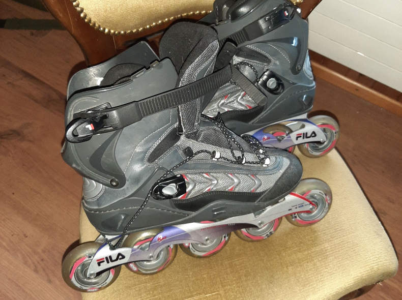 23637 Inlineskates Größe 43