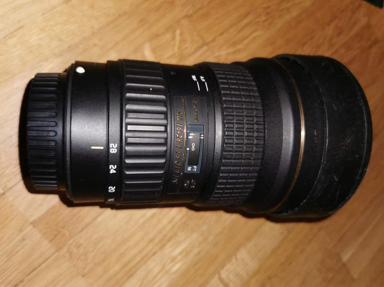 23713 Profi Weitwinkel für Canon EF mount