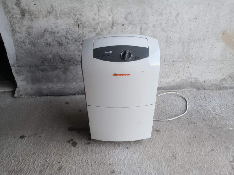 23716 Luftentfeuchter 30lt/24h