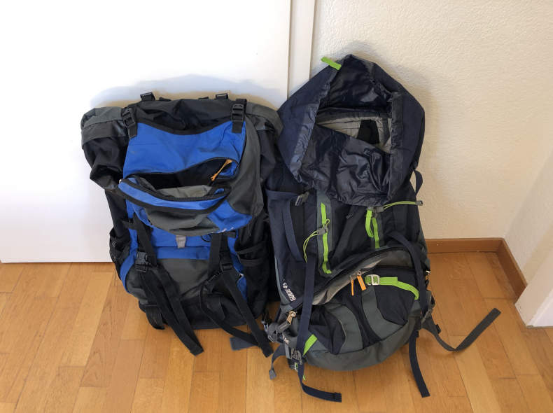 23761 Deuter Reiserücksäcke